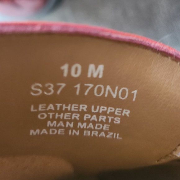 Red naturalizer shoes - Picture 3 of 4